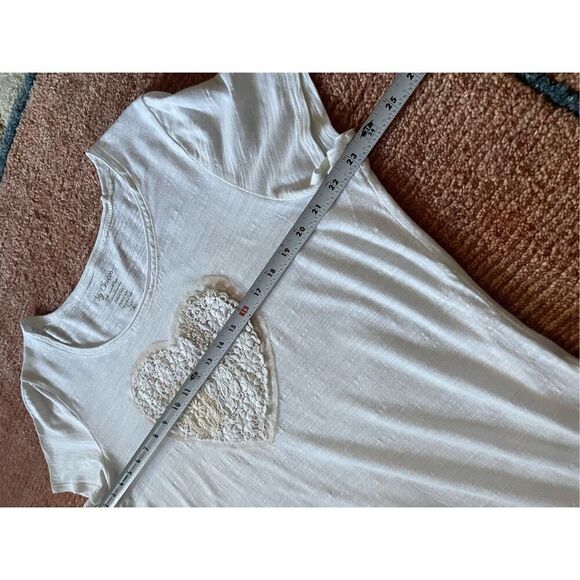 CHICO’S Women’s Heart of lace T-Shirt Size M - Picture 6 of 8